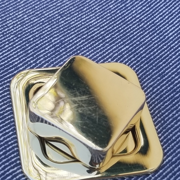 Talbot's denim look purse with red strap and removable crossbody - Picture 3 of 8